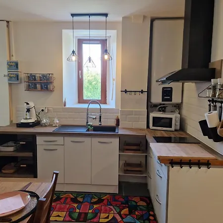 Apartmán With Swimming Pool, Wifi